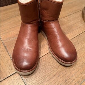 UGG Chestnut Shearling Lined Boots